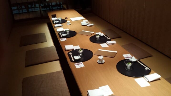 秘密の会合
