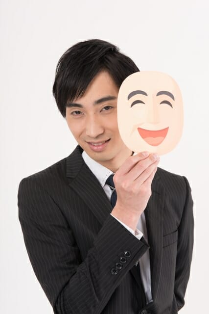 ニヤリ
