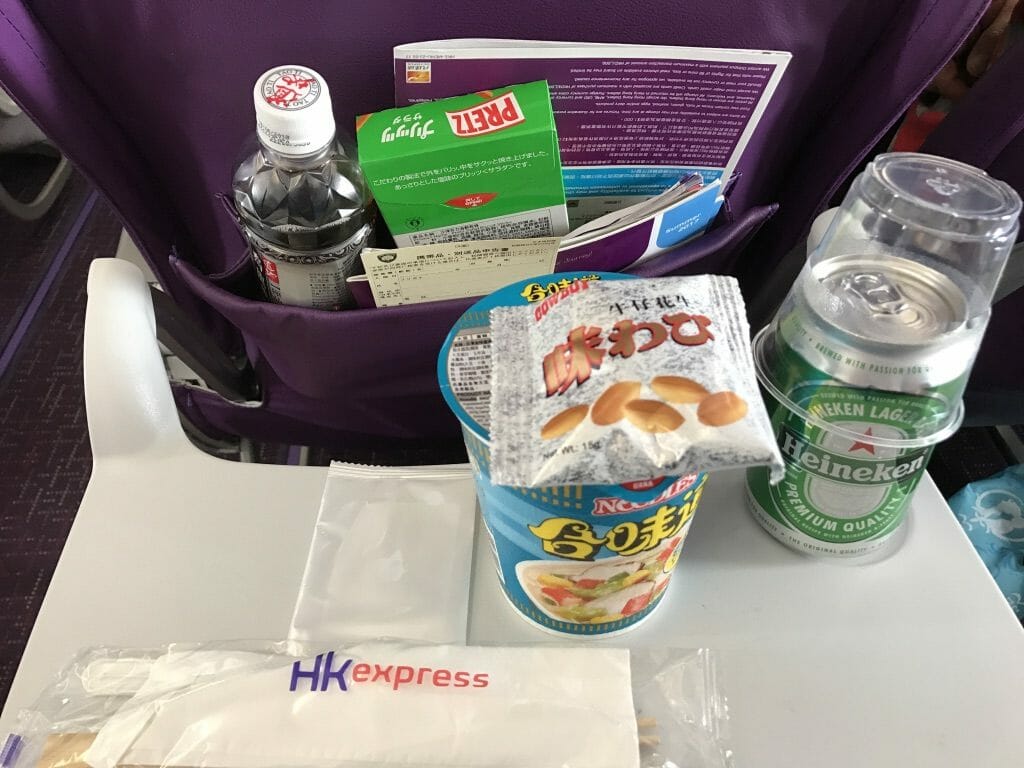 機内での一人晩酌